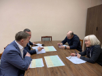 УЧАСТНИК КАДРОВОЙ ПРОГРАММЫ "ЗАЩИТНИКИ. ПОД КРЫЛОМ АРХАНГЕЛА" СЕРГЕЙ ПОЛЯКОВ ИЗУЧАЕТ РАБОТУ ТРАНСПОРТНОЙ СЛУЖБЫ